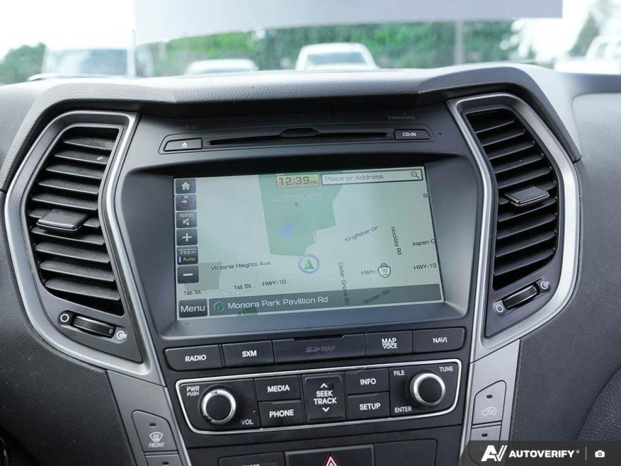 2018 Hyundai Santa Fe Sport LuxuryCERTIFIED AS-TRADED, NAV, BACKUP CAM, SUNROO Photo