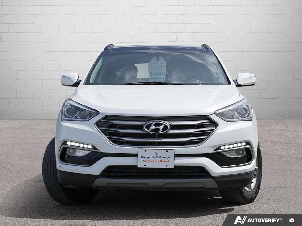 2018 Hyundai Santa Fe Sport LuxuryCERTIFIED AS-TRADED, NAV, BACKUP CAM, SUNROO Photo