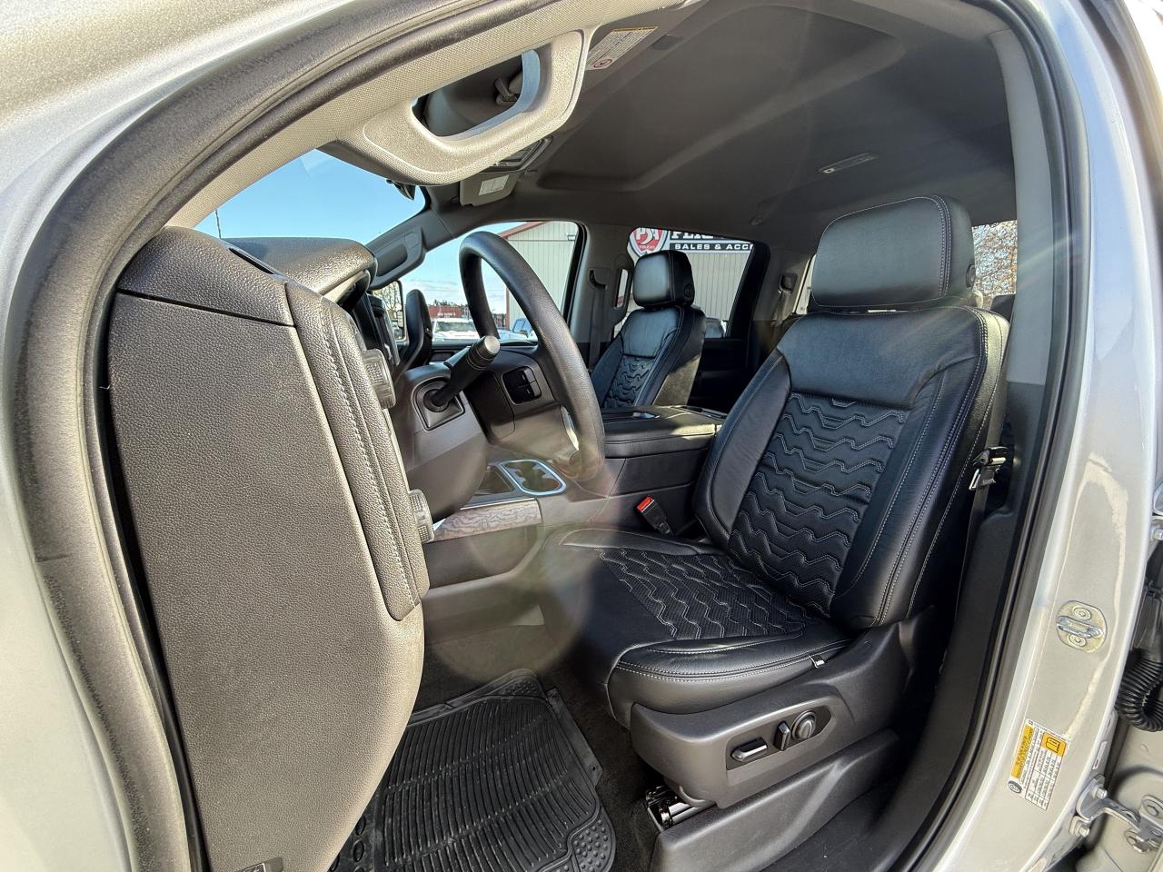 2021 Chevrolet SILVERADO 2500HD LT BDS LIFT/WHEEL/TIRE/LEATHER PKG!! Photo