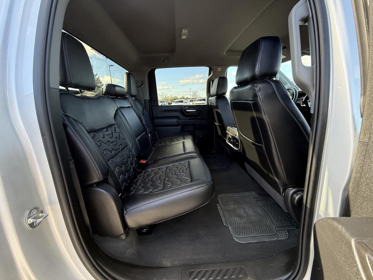 2021 Chevrolet SILVERADO 2500HD LT BDS LIFT/WHEEL/TIRE/LEATHER PKG!! Photo