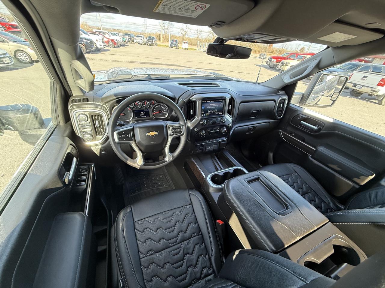 2021 Chevrolet SILVERADO 2500HD LT BDS LIFT/WHEEL/TIRE/LEATHER PKG!! Photo