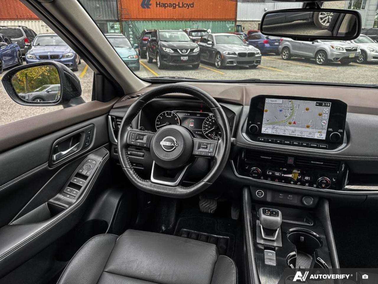 2023 Nissan Rogue SL Photo