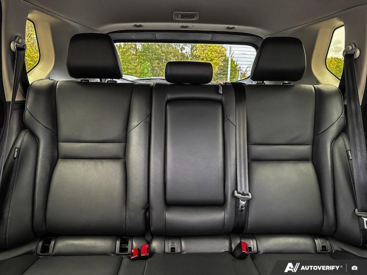 2023 Nissan Rogue SL Photo