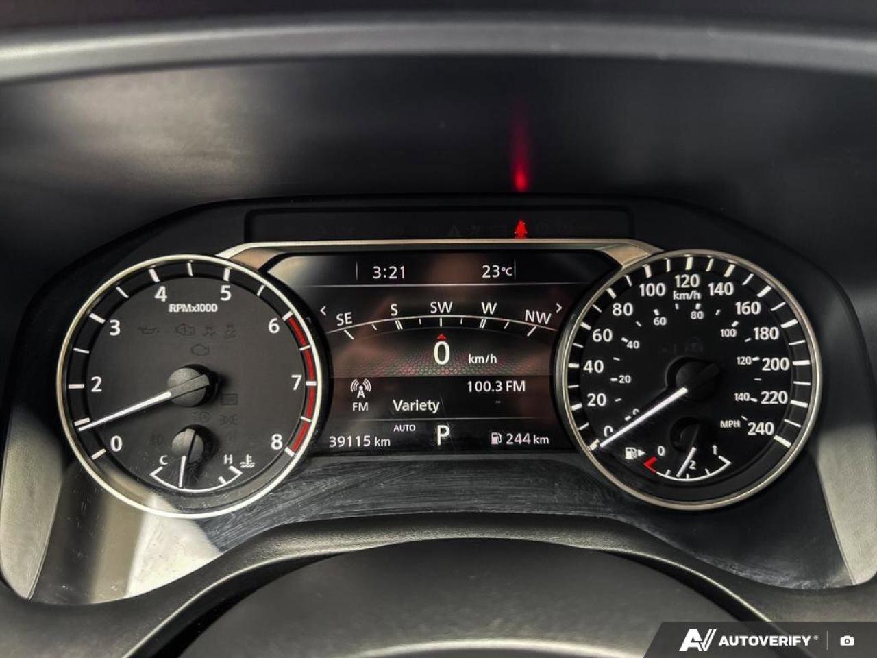 2023 Nissan Rogue SL Photo