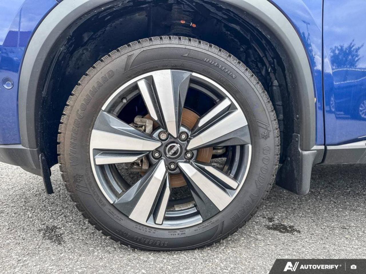 2023 Nissan Rogue SL Photo