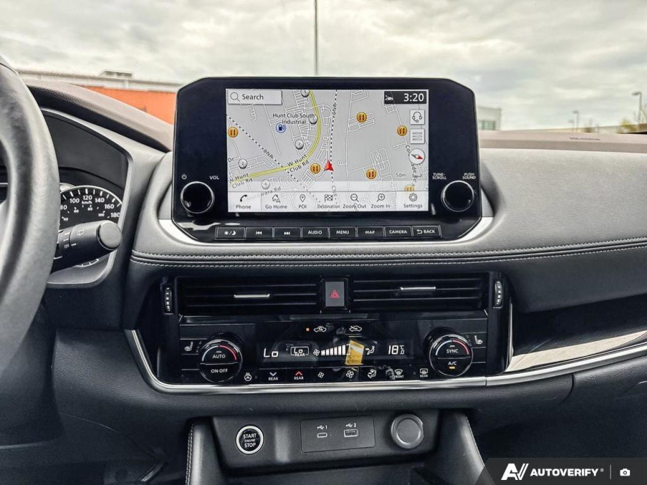 2023 Nissan Rogue SL Photo