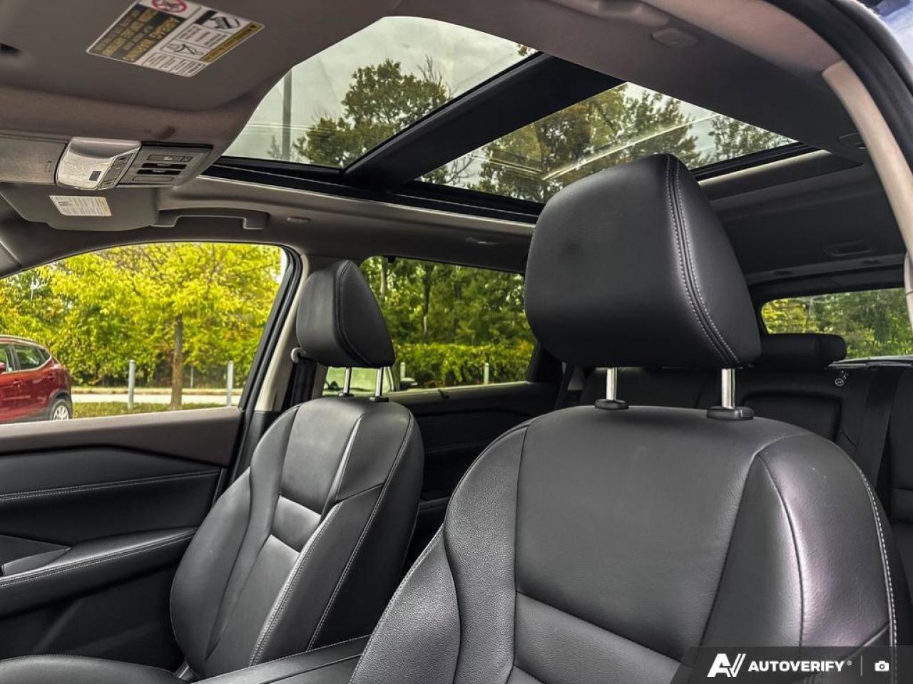 2023 Nissan Rogue SL Photo