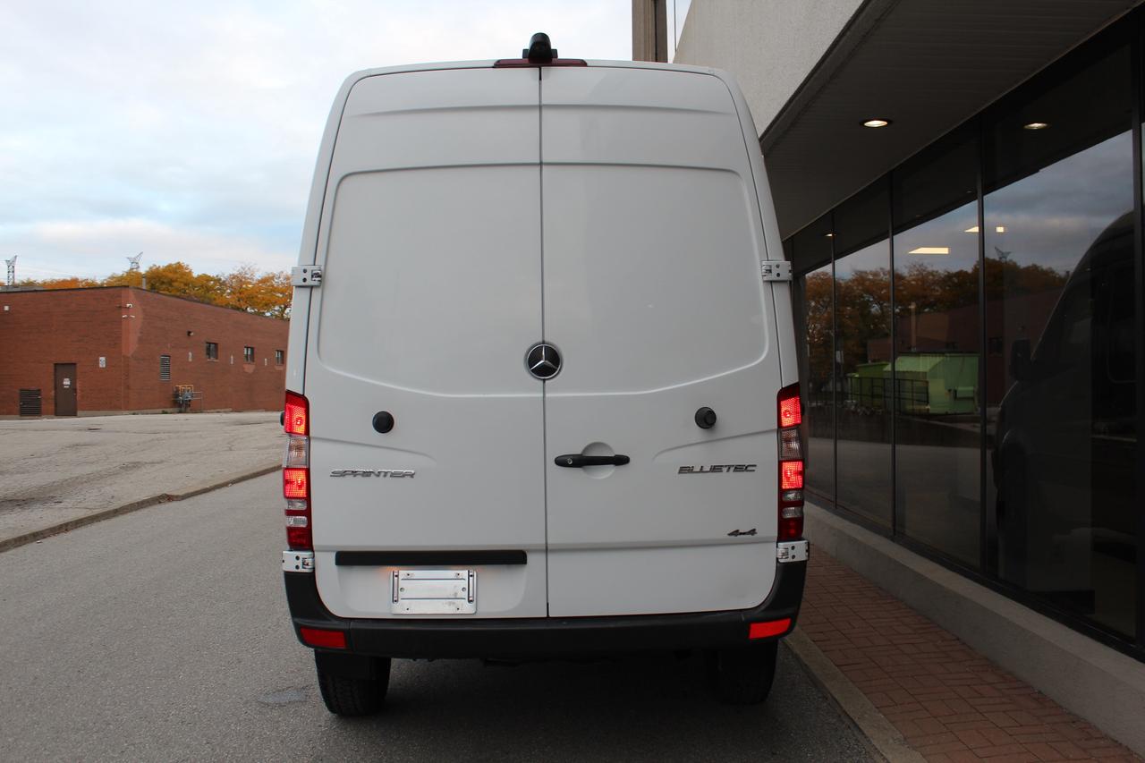 2015 Mercedes-Benz Sprinter 4X4" - "3.0L DIESEL" - "HIGH ROOF Photo