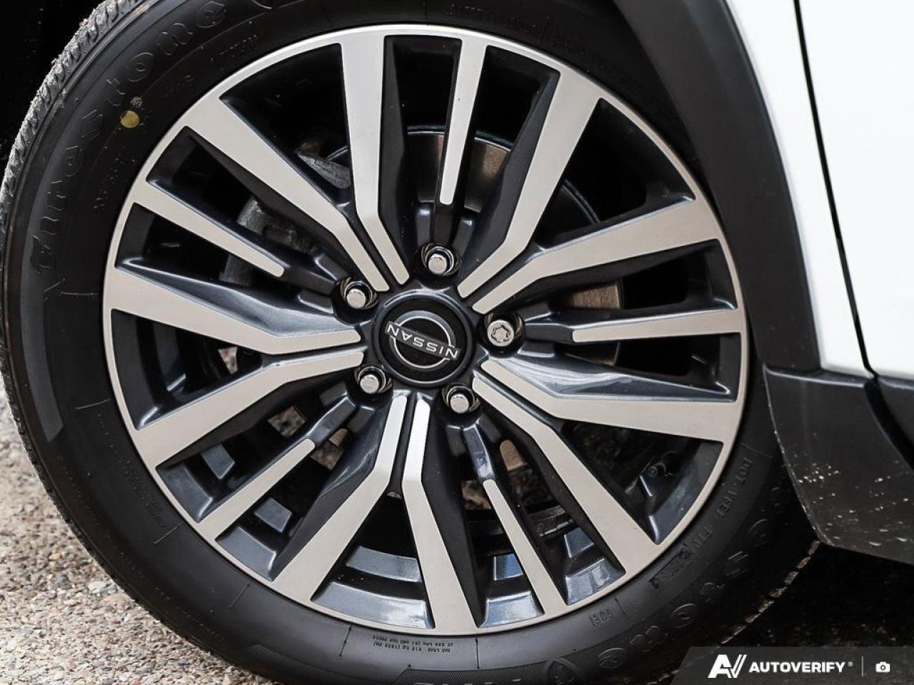 2023 Nissan Kicks SVONE-OWNER, ACCIDENT-FREE, FWD, CARPLAY, HTD SEAT Photo