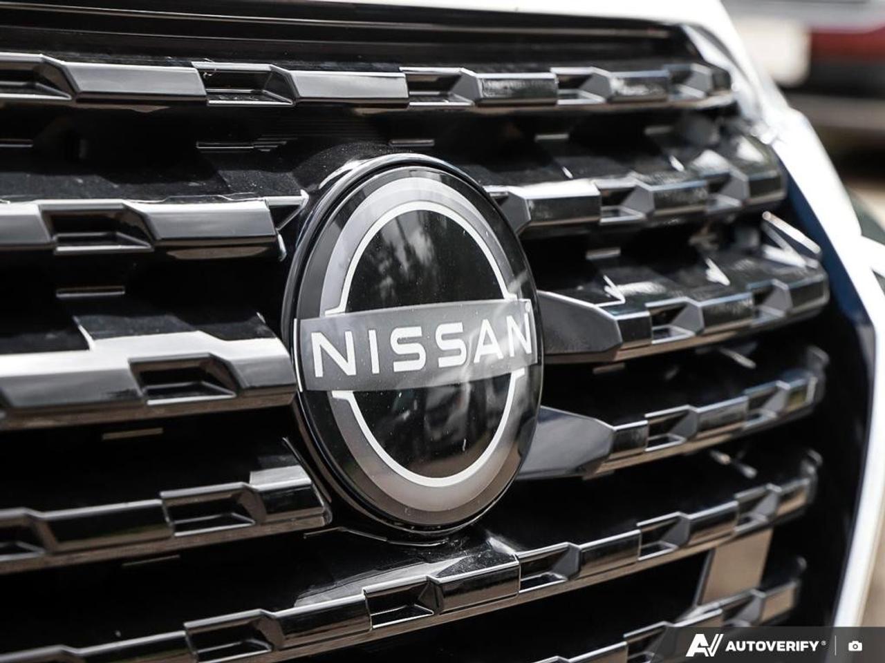 2023 Nissan Kicks SVONE-OWNER, ACCIDENT-FREE, FWD, CARPLAY, HTD SEAT Photo