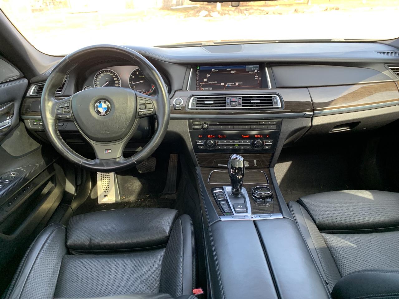 2014 BMW 750i xDrive M PACK TECH & PREM PACK NO WARRANTY FINANCE Photo