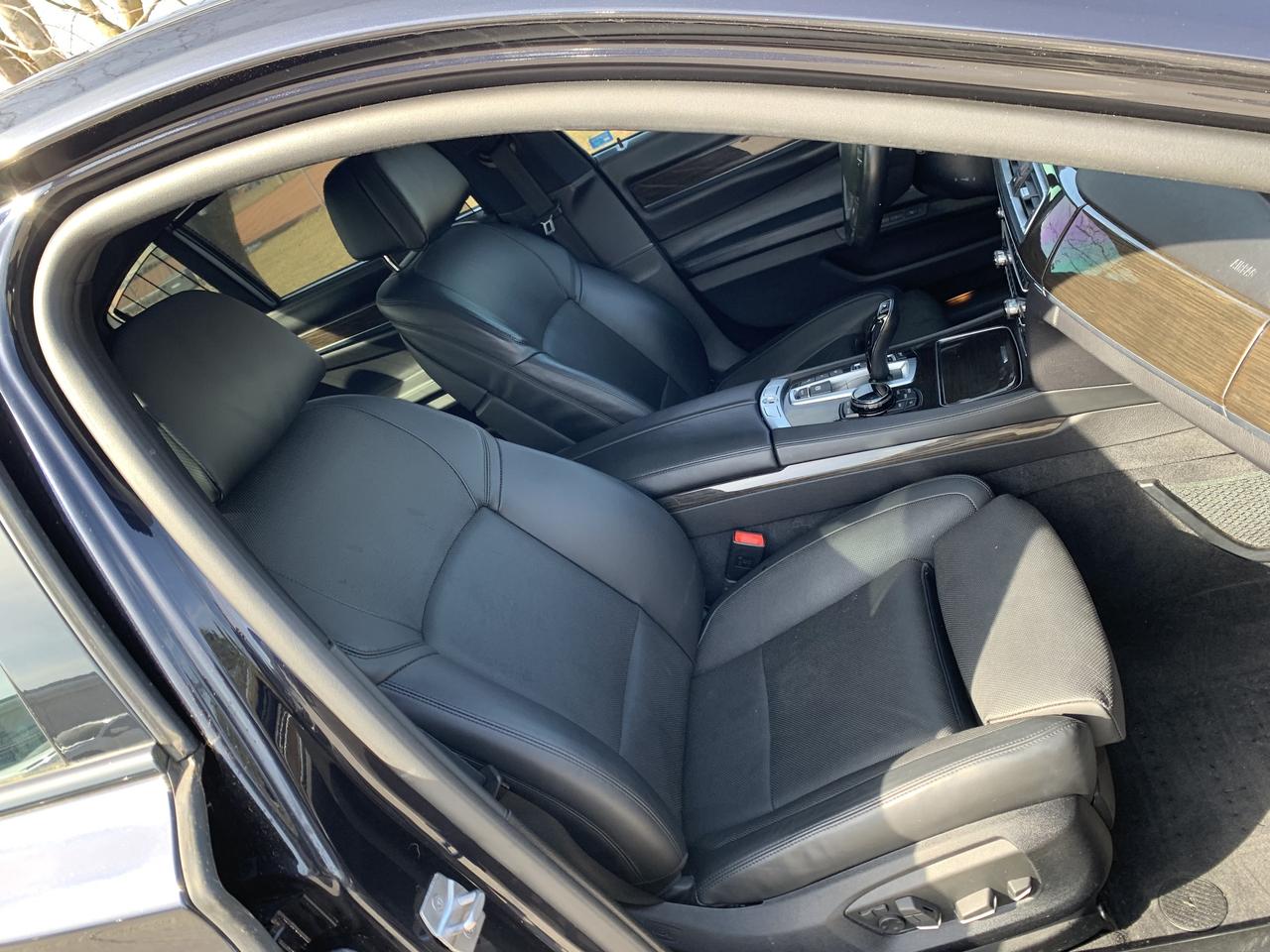 2014 BMW 750i xDrive M PACK TECH & PREM PACK NO WARRANTY FINANCE Photo