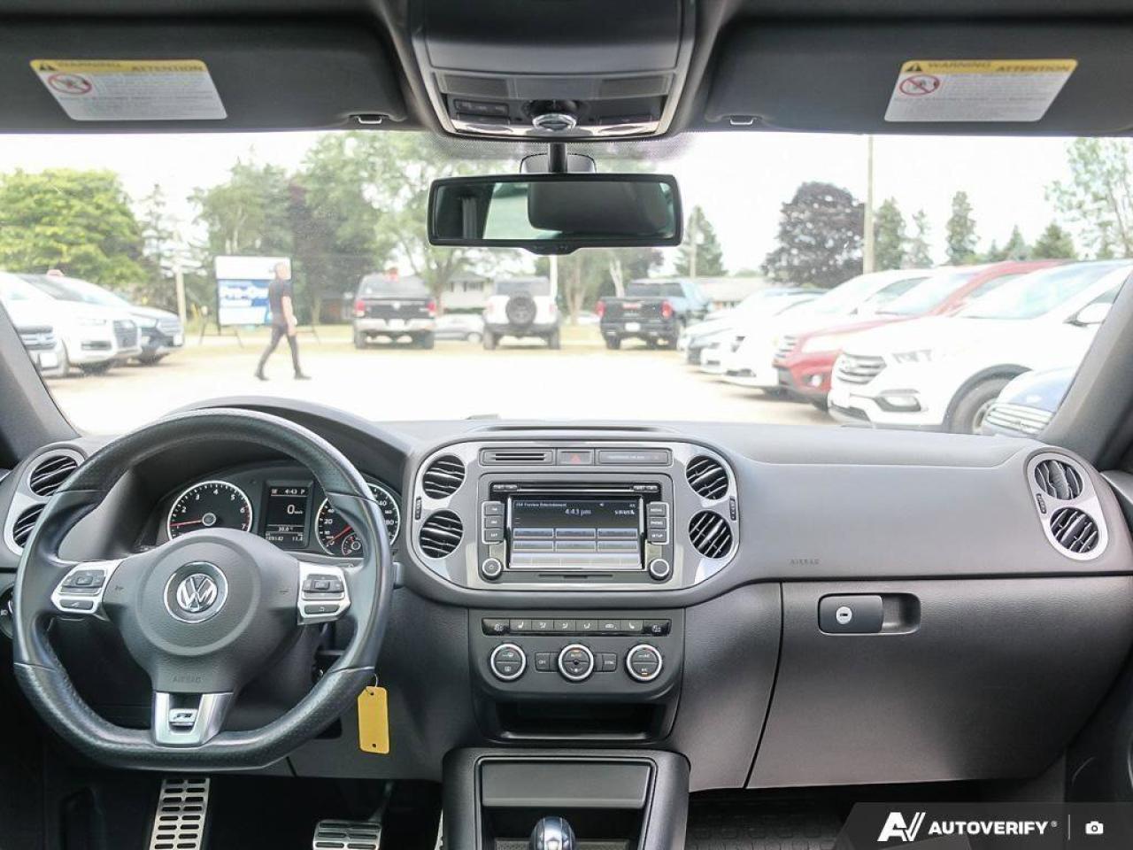 2014 Volkswagen Tiguan HighlineCERTIFIED AS-TRADED, ACCIDENT-FREE, AWD, L Photo