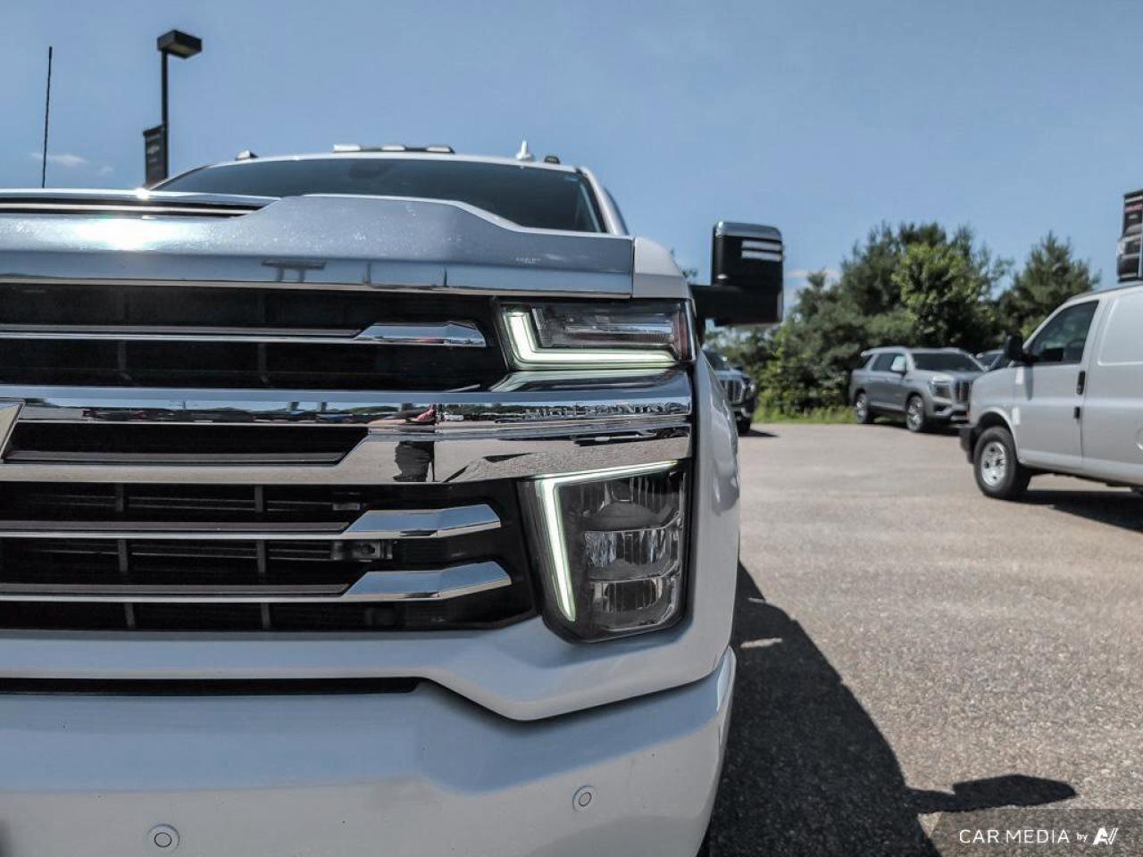 2023 Chevrolet SILVERADO 2500HD High CountryHigh Country   Trailer Brake Controlle Photo
