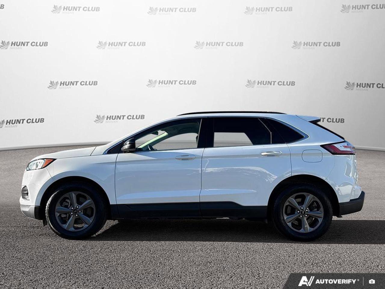 2022 Ford Edge SEL Photo