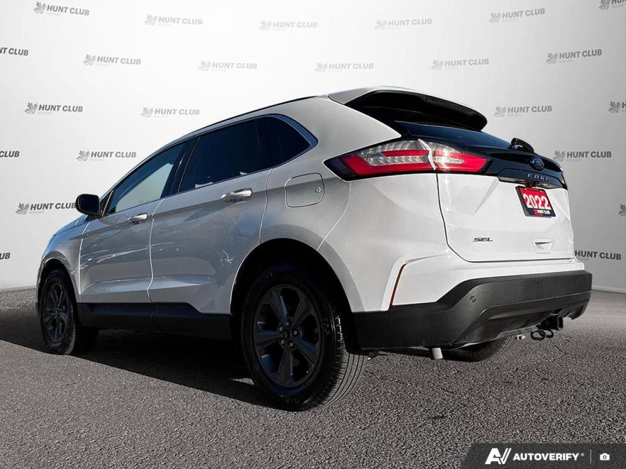 2022 Ford Edge SEL Photo