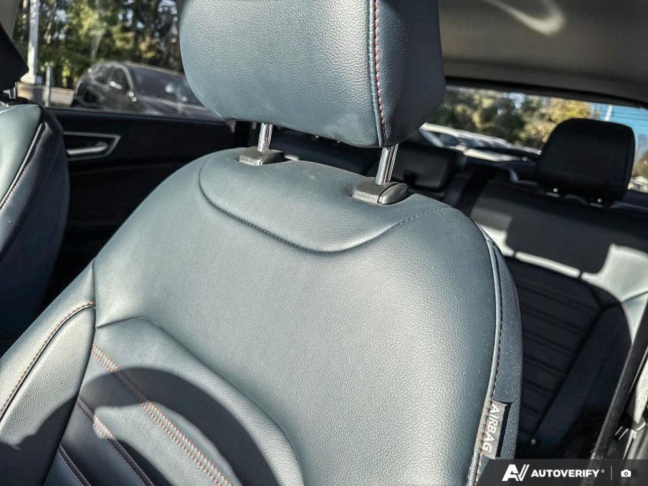 2022 Ford Edge SEL Photo