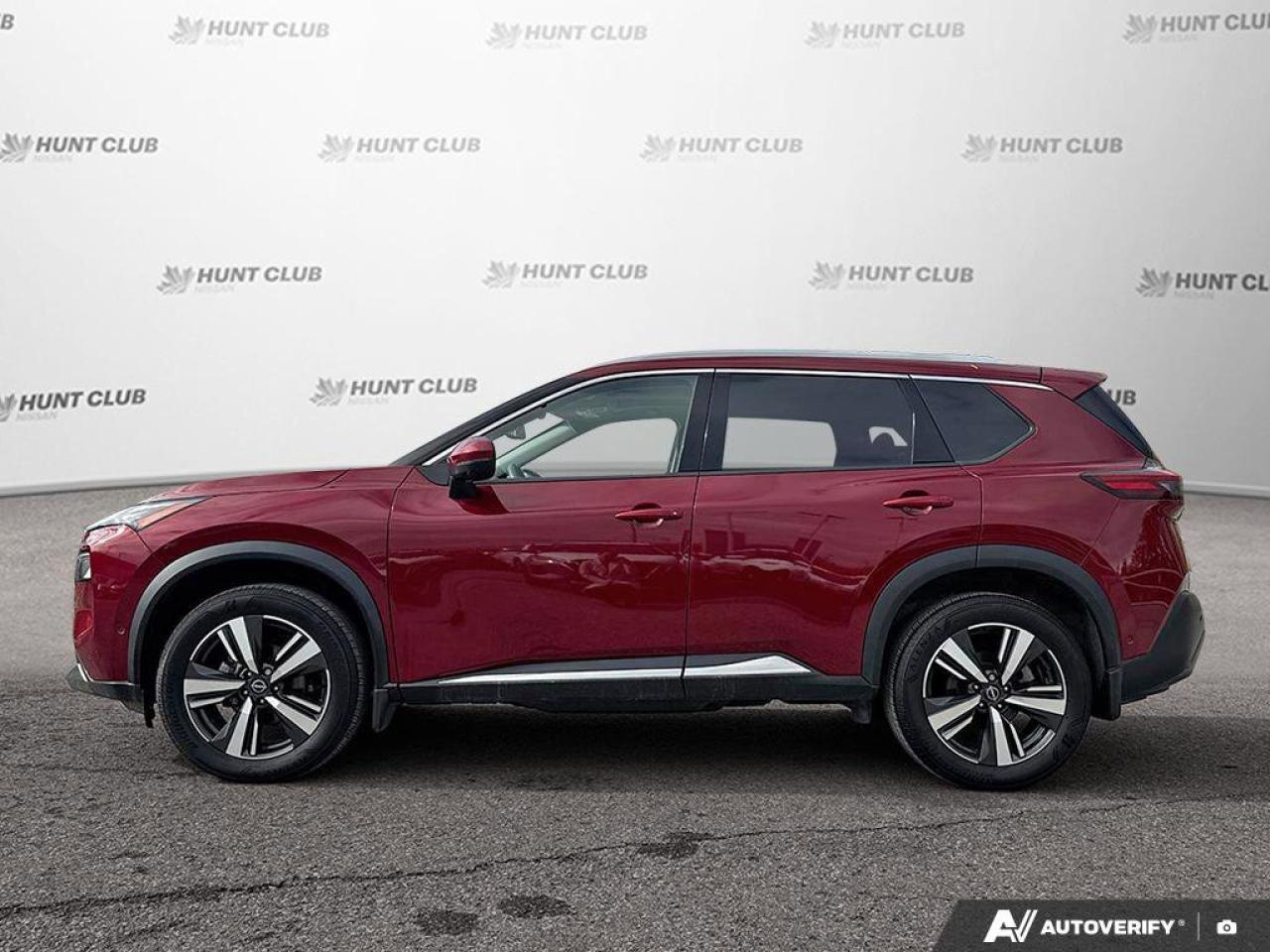 2023 Nissan Rogue SL Photo
