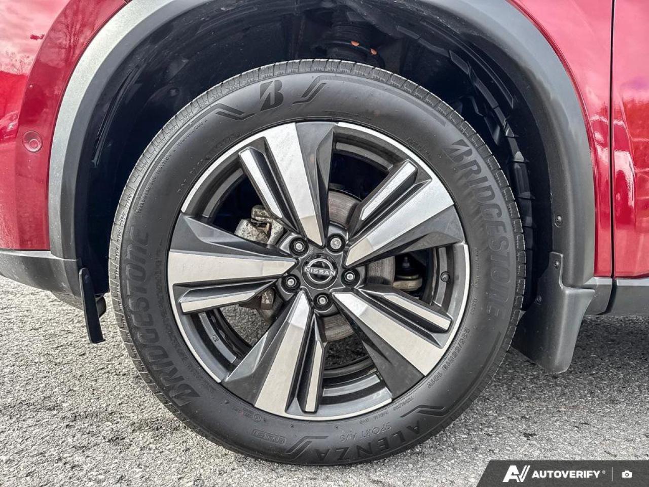 2023 Nissan Rogue SL Photo