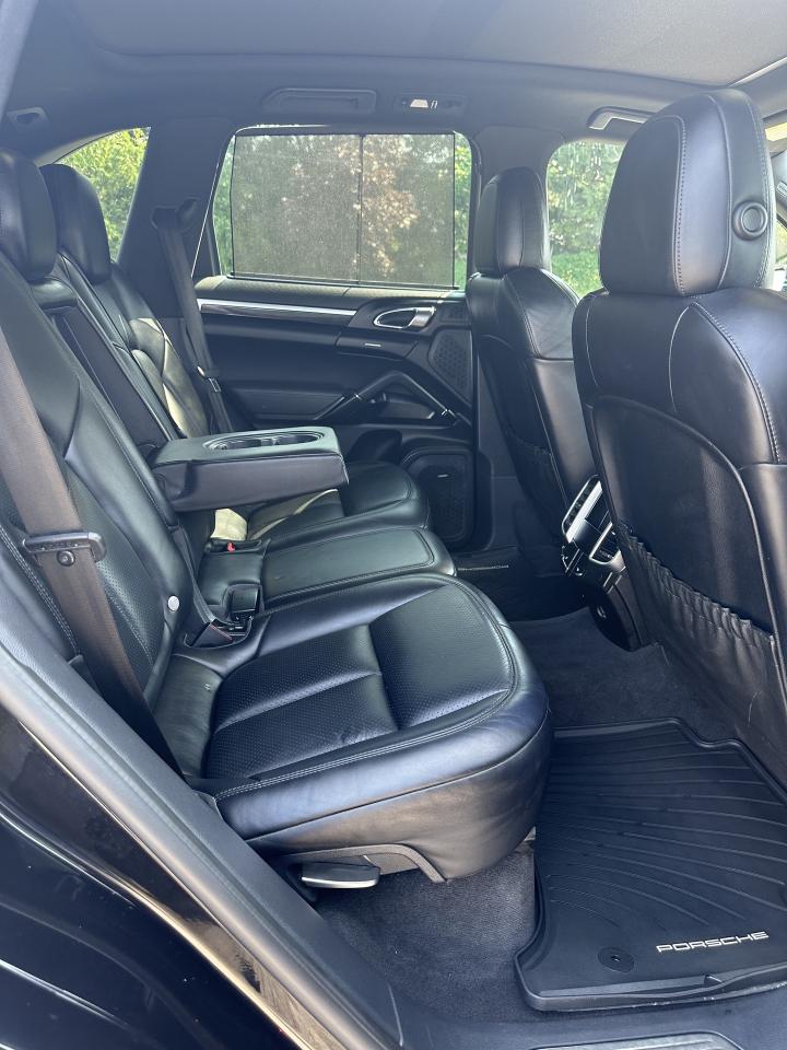 2017 Porsche Cayenne S NO ACCIDENTS PREM PLUS SPORT CHORNO FINANCING Photo