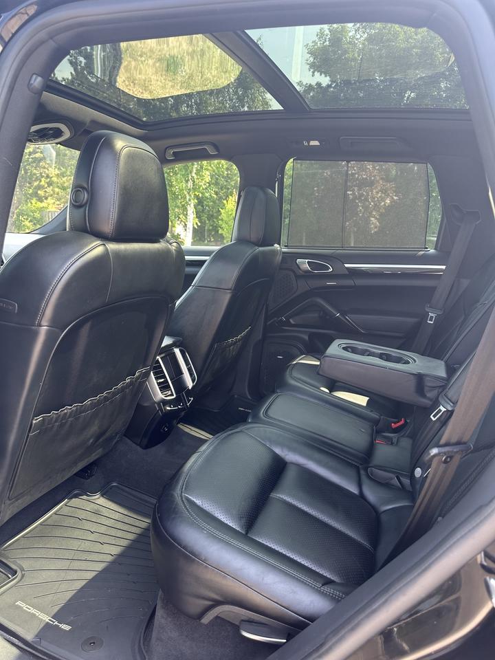 2017 Porsche Cayenne S NO ACCIDENTS PREM PLUS SPORT CHORNO FINANCING Photo