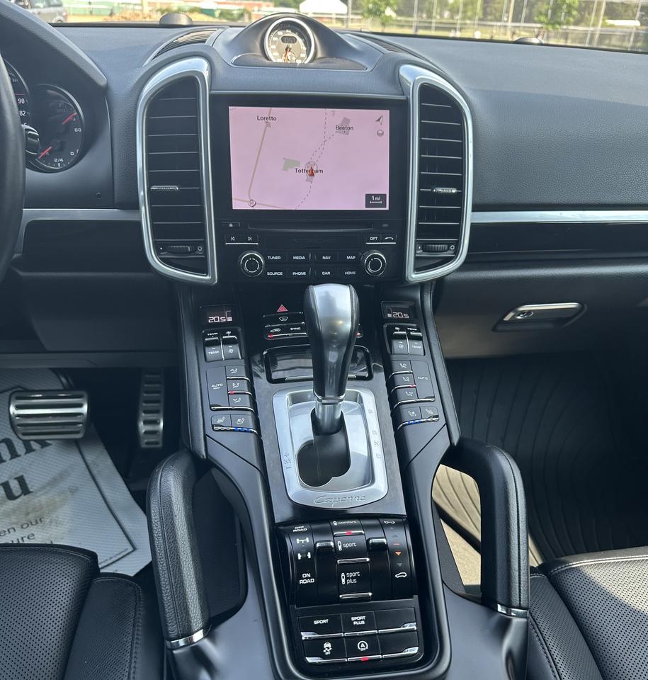 2017 Porsche Cayenne S NO ACCIDENTS PREM PLUS SPORT CHORNO FINANCING Photo