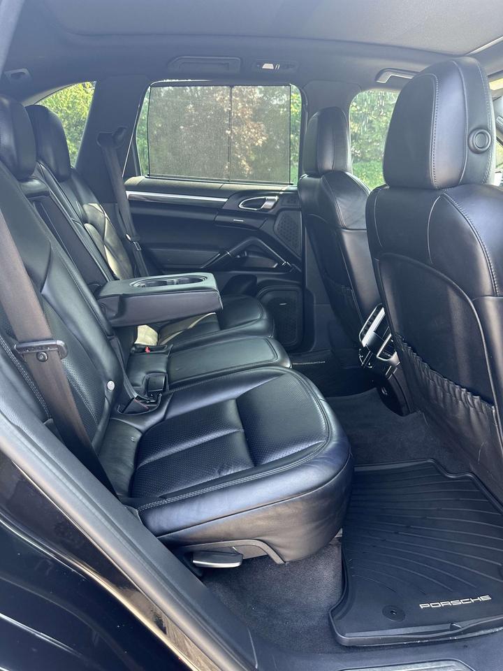 2017 Porsche Cayenne S NO ACCIDENTS PREM PLUS SPORT CHORNO FINANCING Photo