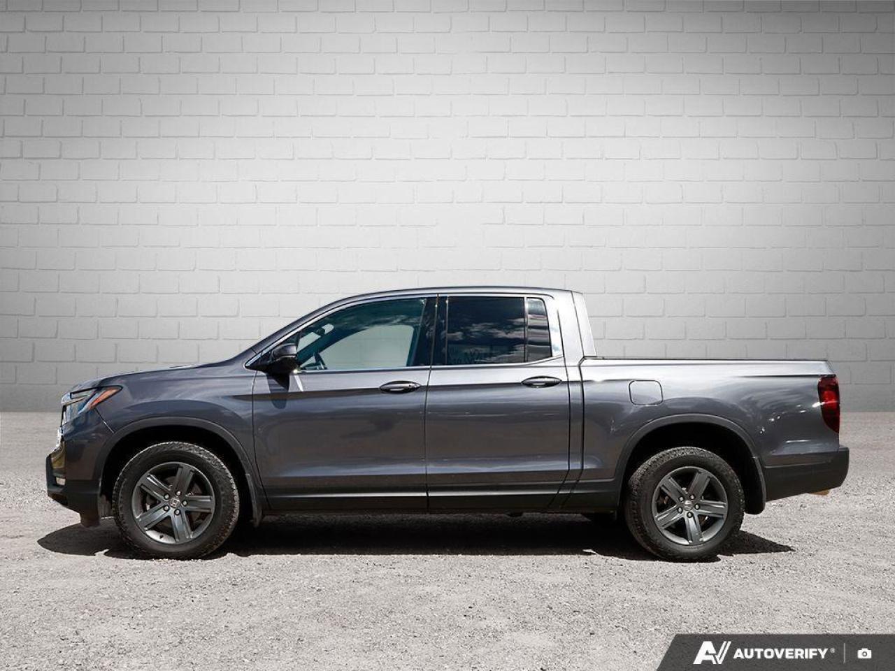 2022 Honda Ridgeline TouringONE-OWNER, HTD WHEEL, CARPLAY, LEATHER, NAV Photo2
