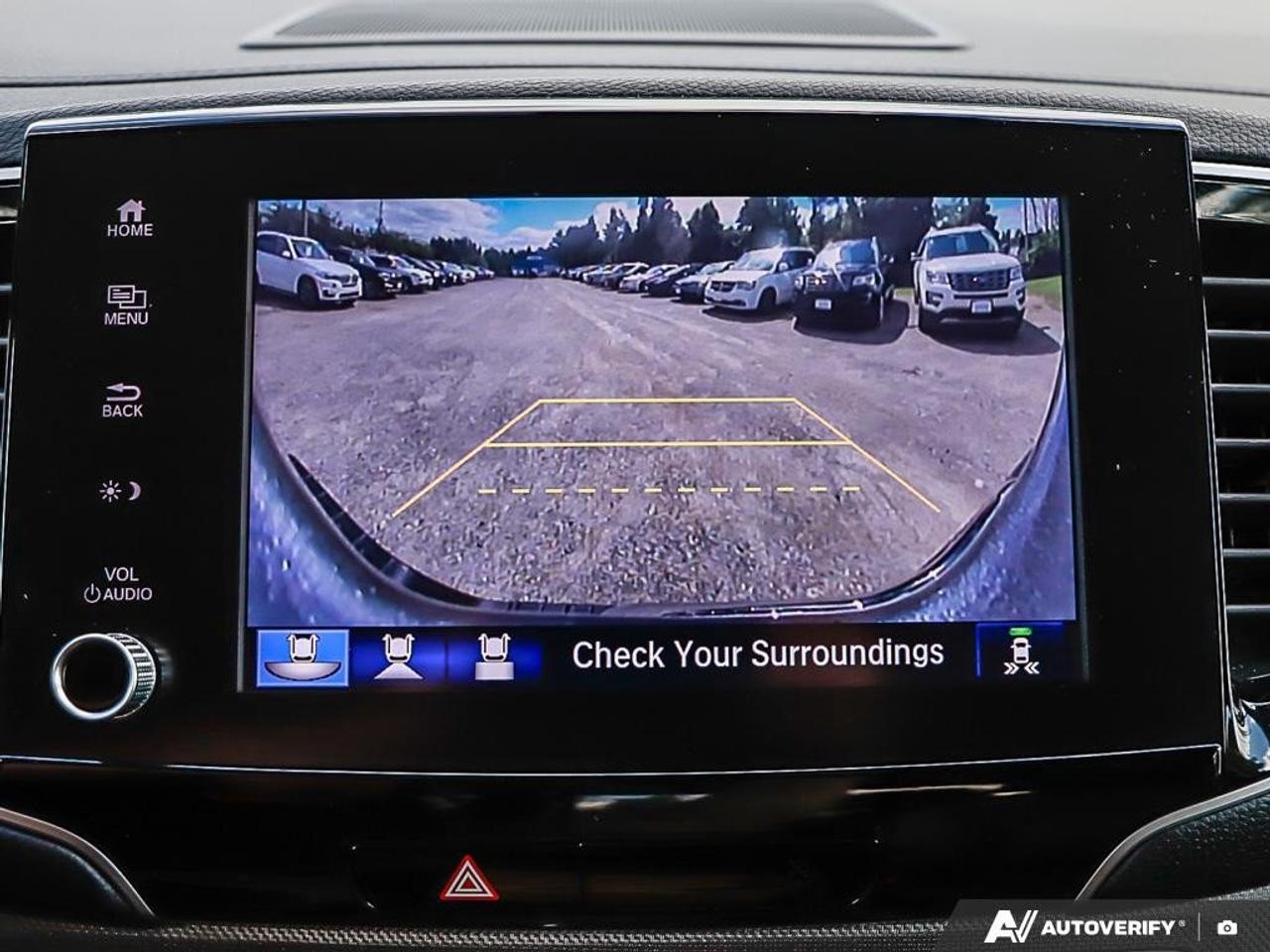 2022 Honda Ridgeline TouringONE-OWNER, HTD WHEEL, CARPLAY, LEATHER, NAV Photo