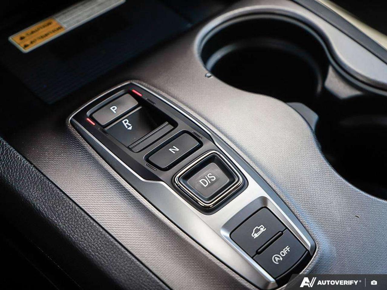 2022 Honda Ridgeline TouringONE-OWNER, HTD WHEEL, CARPLAY, LEATHER, NAVIGATION Photo