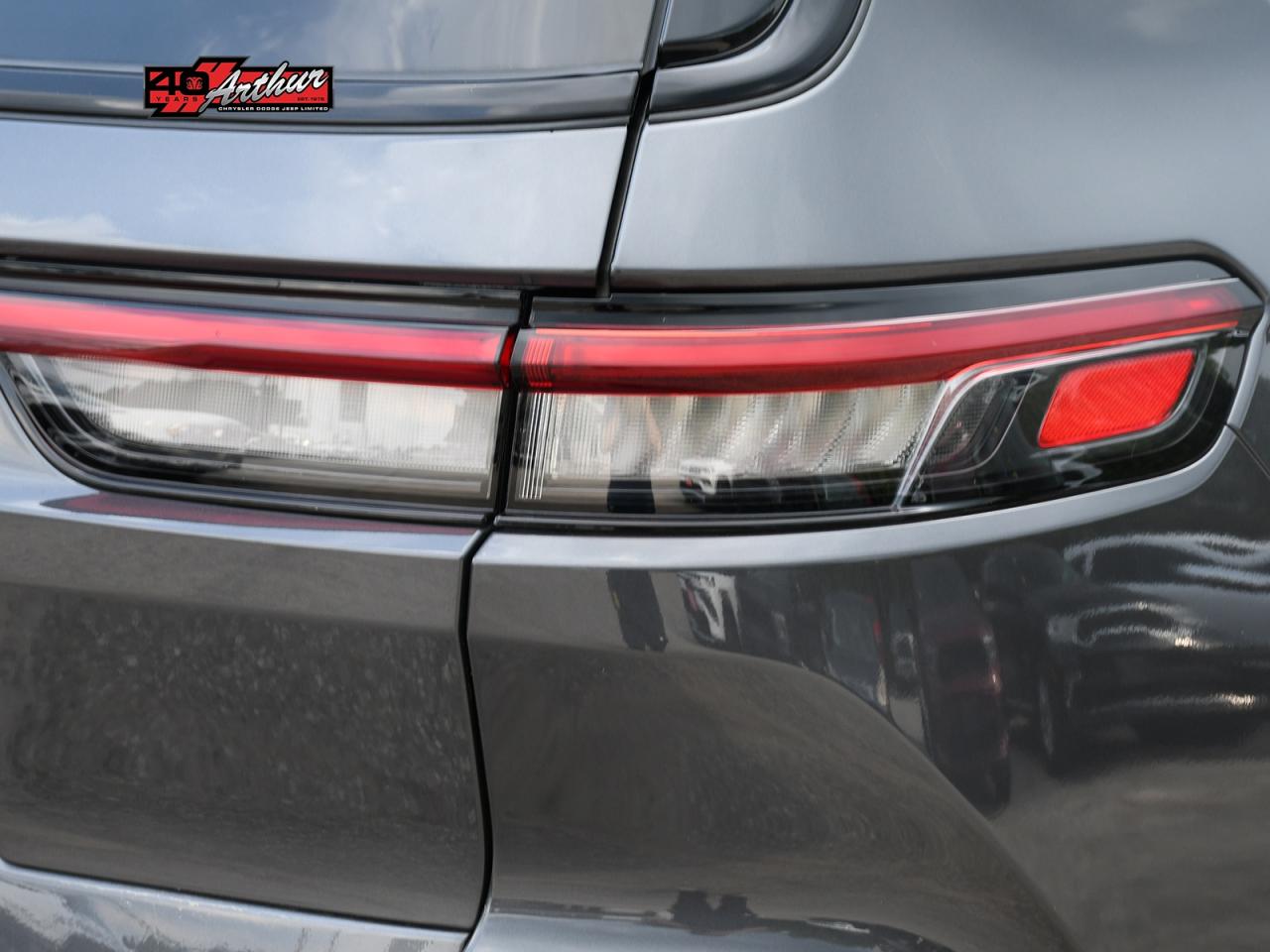 2023 Jeep Grand Cherokee L GRAND CHEROKEE L ALTITUDE 4X4 Photo