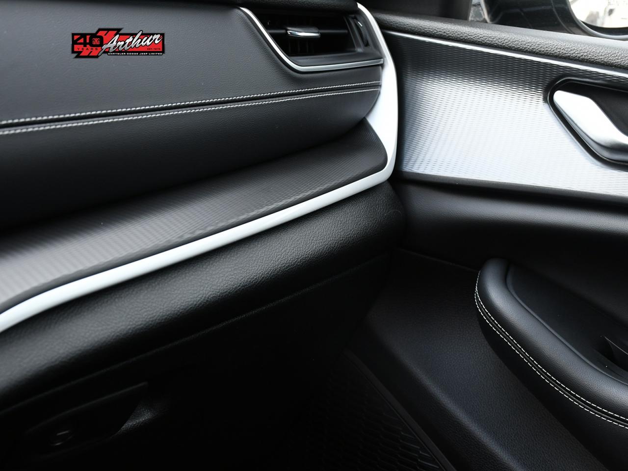 2023 Jeep Grand Cherokee L GRAND CHEROKEE L ALTITUDE 4X4 Photo