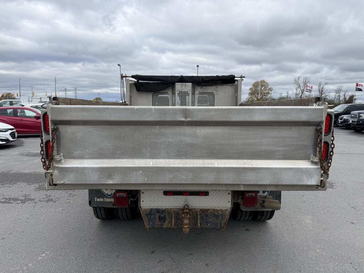 2022 Ford F-550 XL 4x4 Reg Cab 11' Aluminum Dump Photo