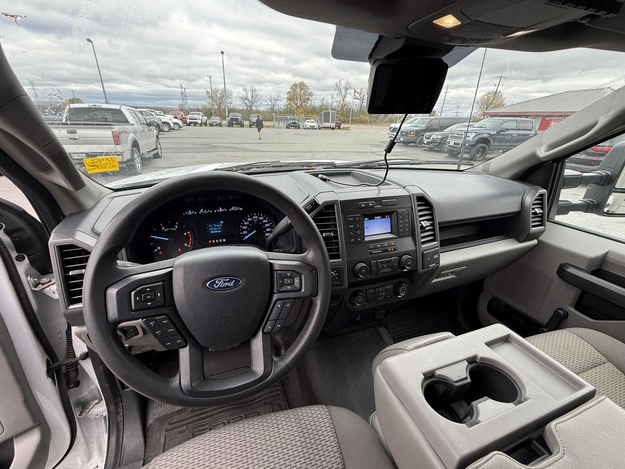 2022 Ford F-550 XL 4x4 Reg Cab 11' Aluminum Dump Photo