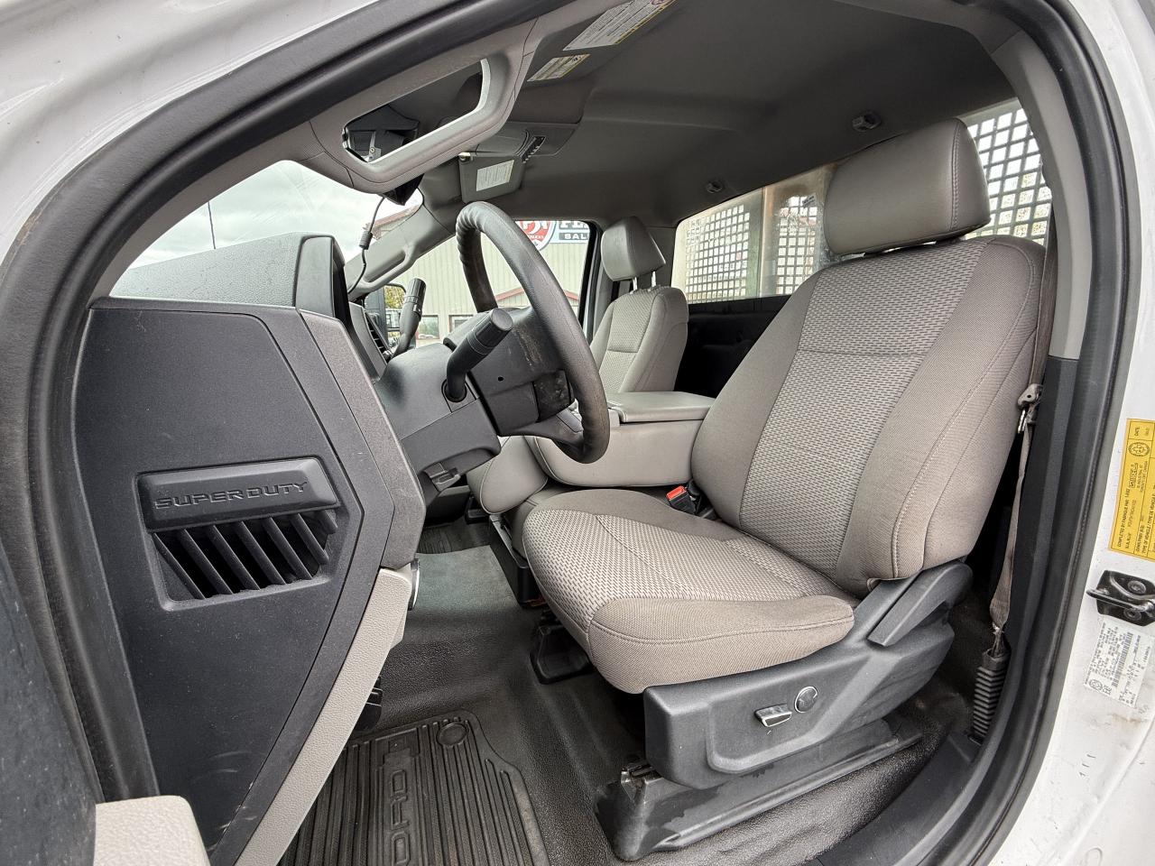 2022 Ford F-550 XL 4x4 Reg Cab 11' Aluminum Dump Photo