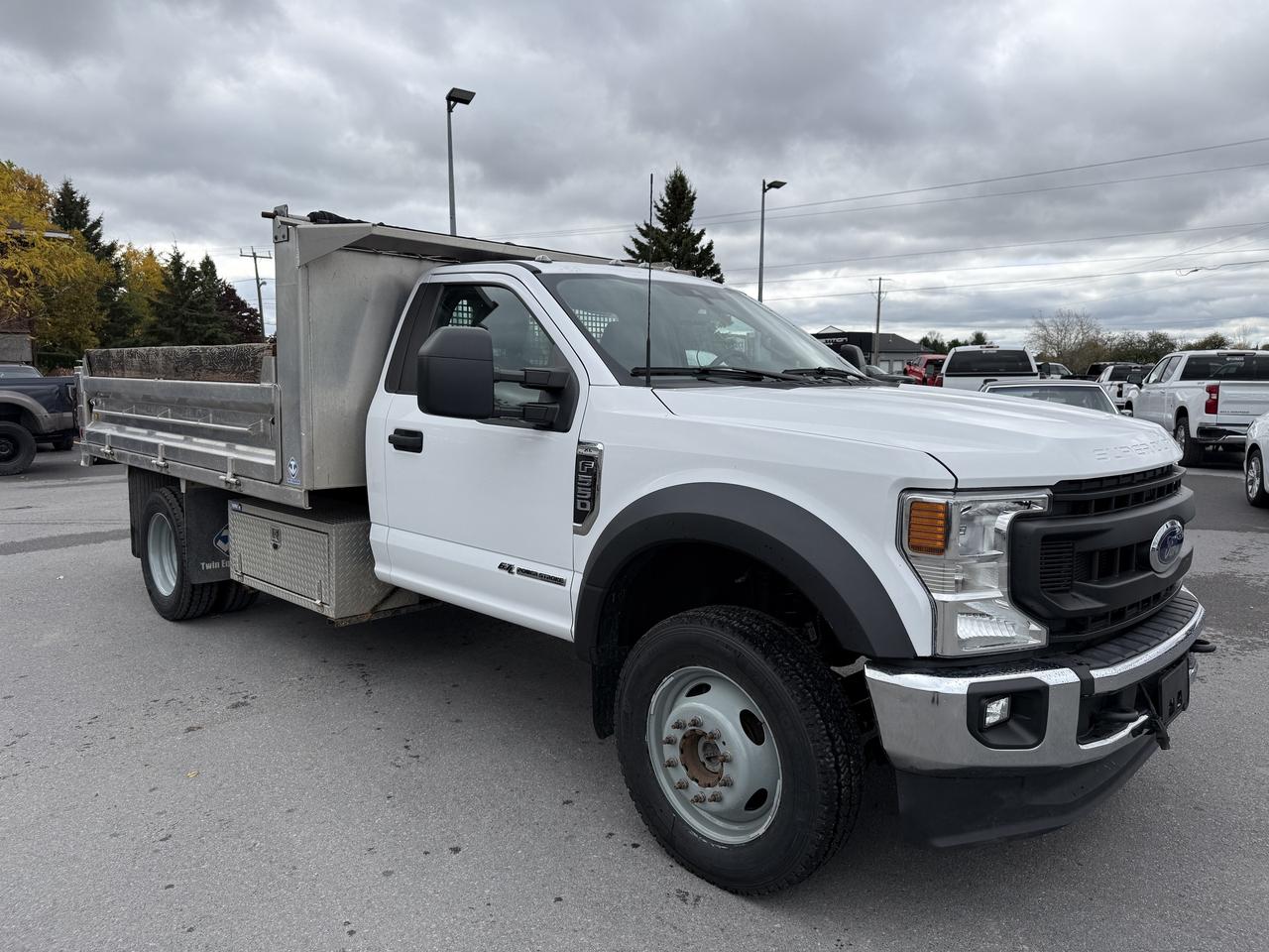 2022 Ford F-550 XL 4x4 Reg Cab 11' Aluminum Dump Photo