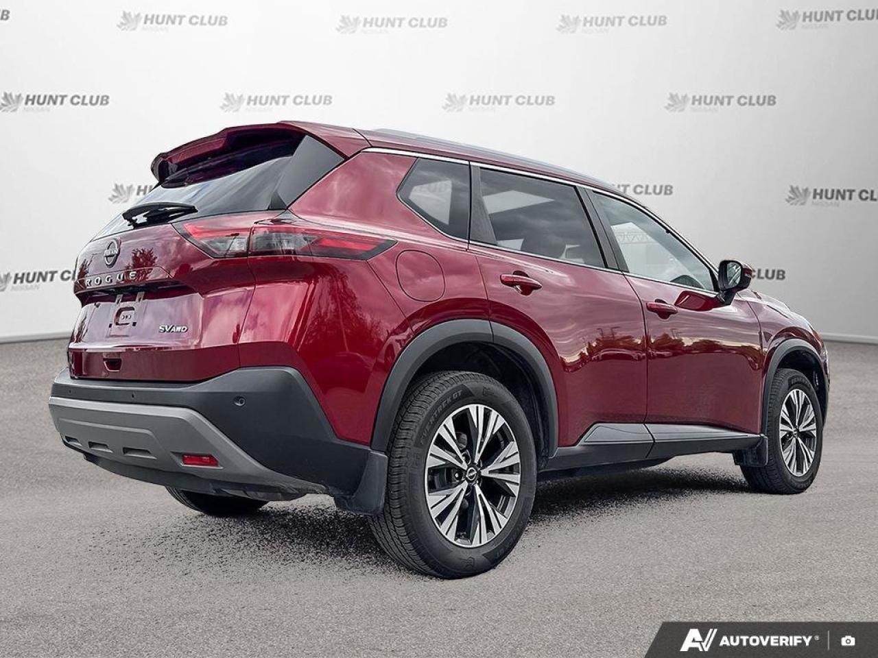 2022 Nissan Rogue SV Photo