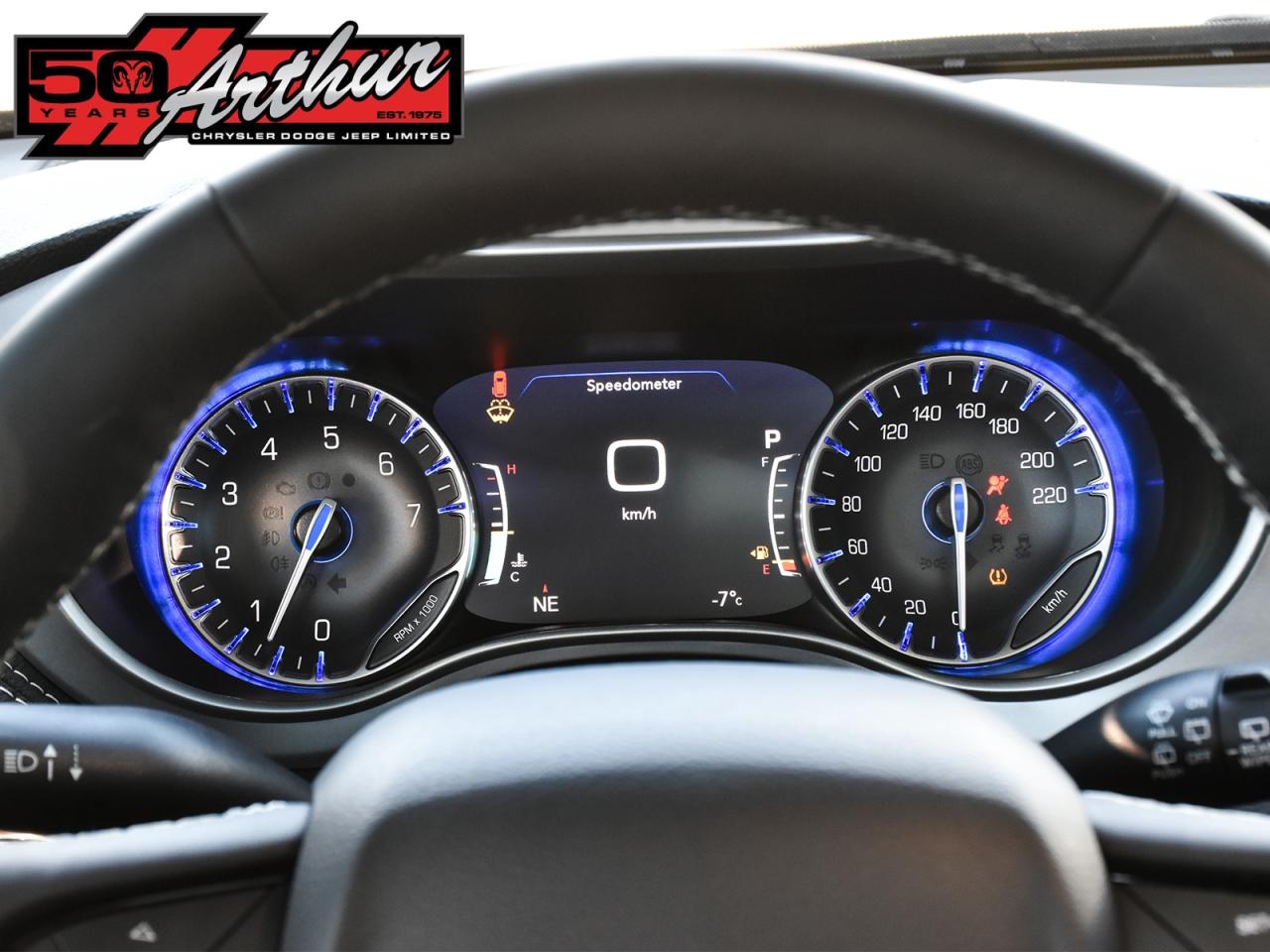 2024 Chrysler Pacifica TOURING-L S APPEARANCE AWD Photo