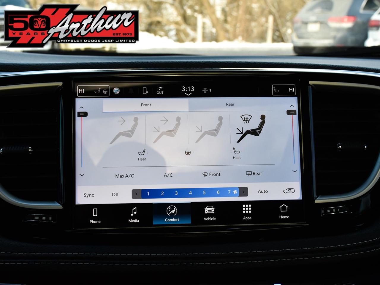 2024 Chrysler Pacifica TOURING-L S APPEARANCE AWD Photo