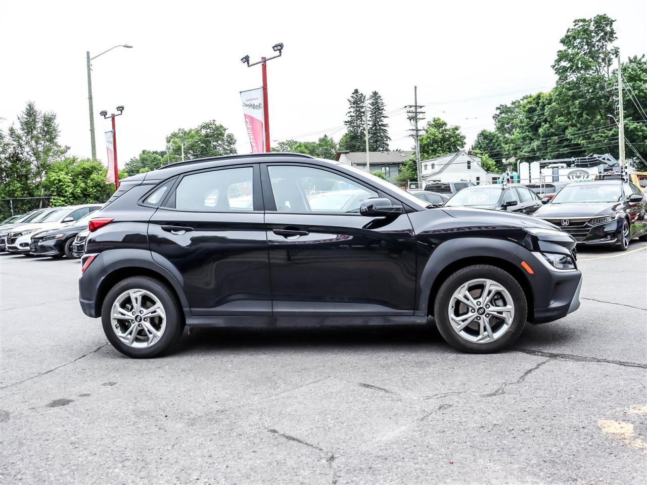 2023 Hyundai KONA 2.0L Preferred APPLE CARPLAY/ ANDROID AUTO Photo2