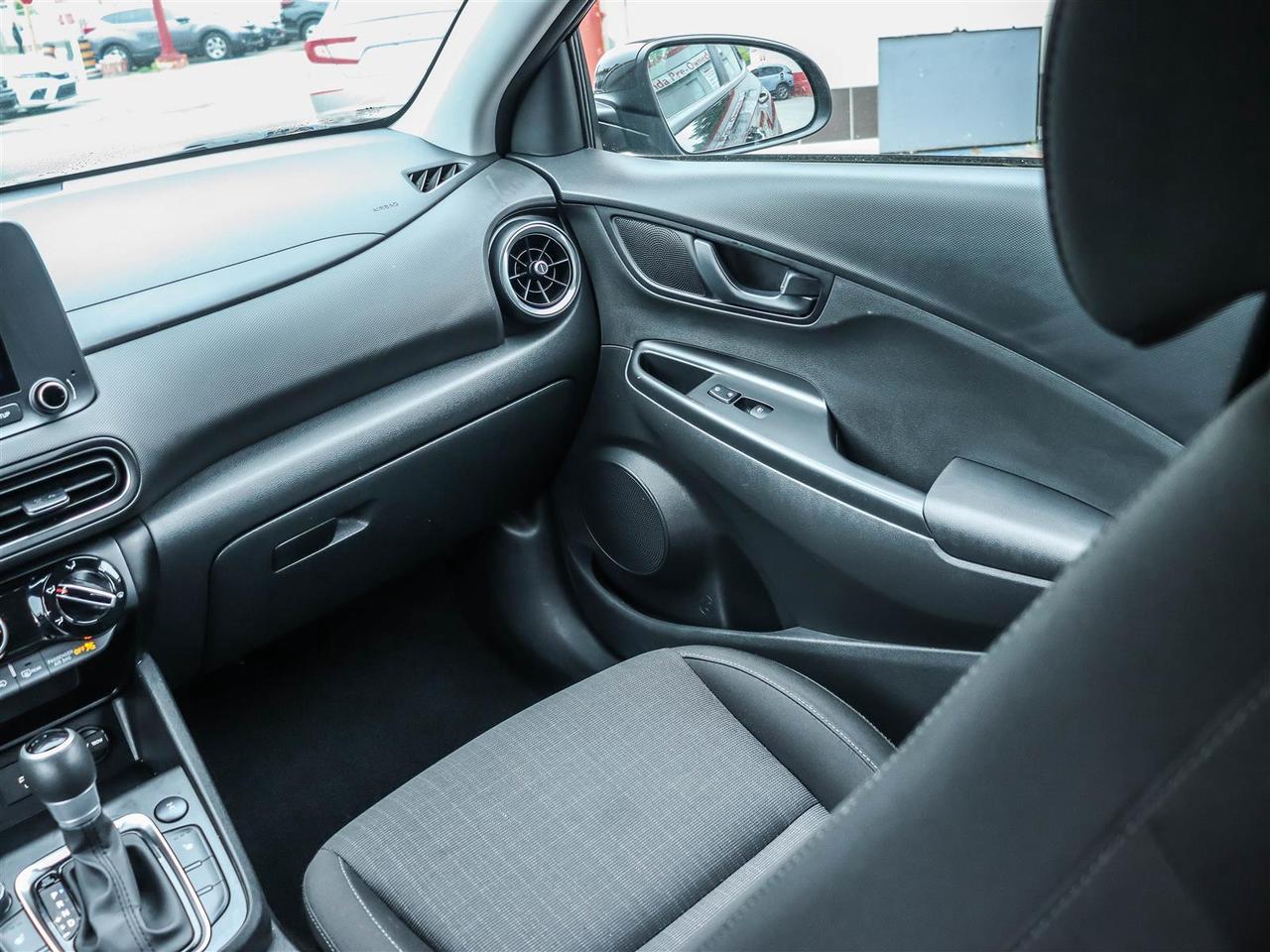 2023 Hyundai KONA 2.0L Preferred APPLE CARPLAY/ ANDROID AUTO Photo