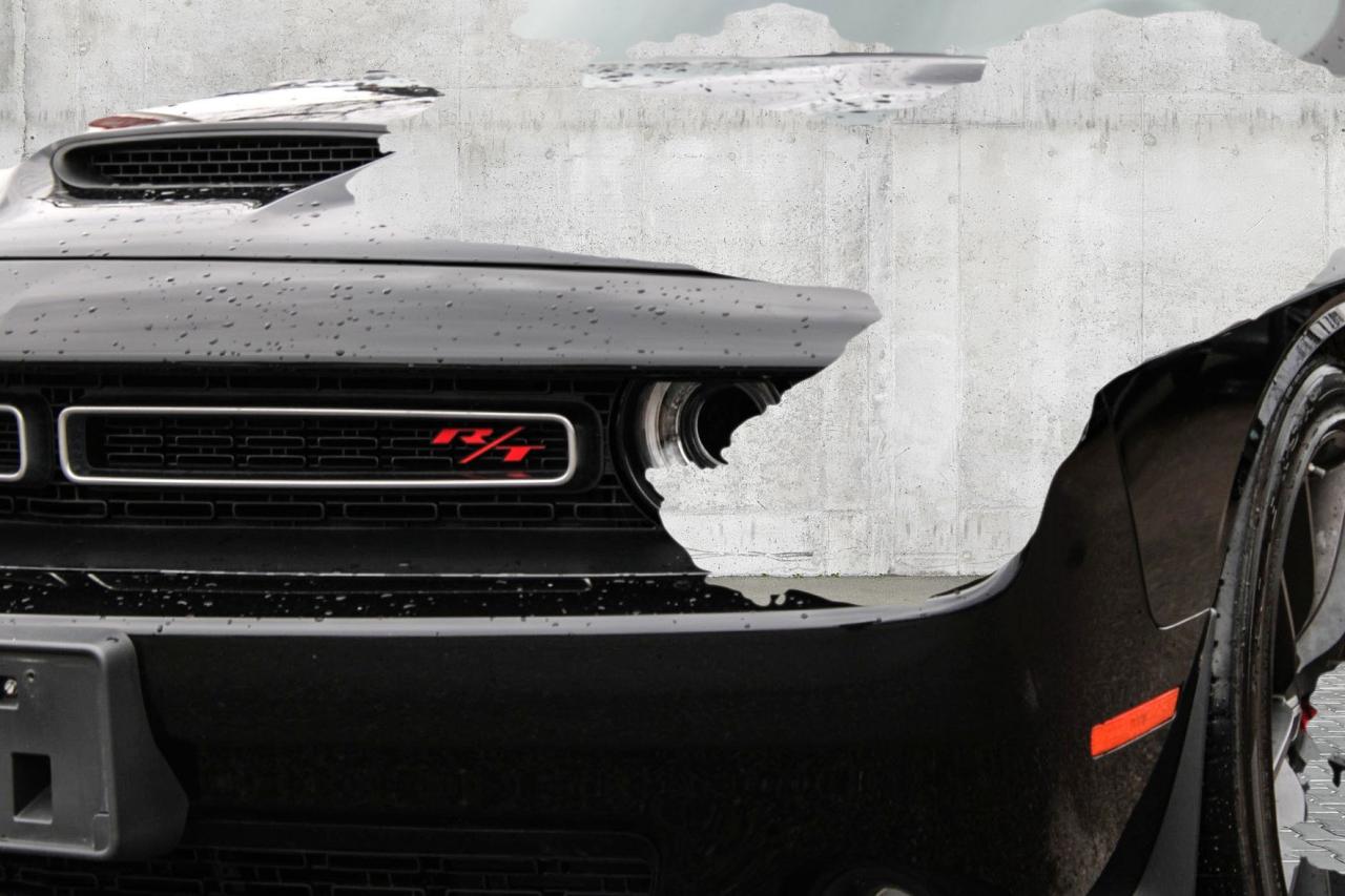 2022 Dodge Challenger R-T RWD  BkpCam SiriusXM HtdSeats Photo