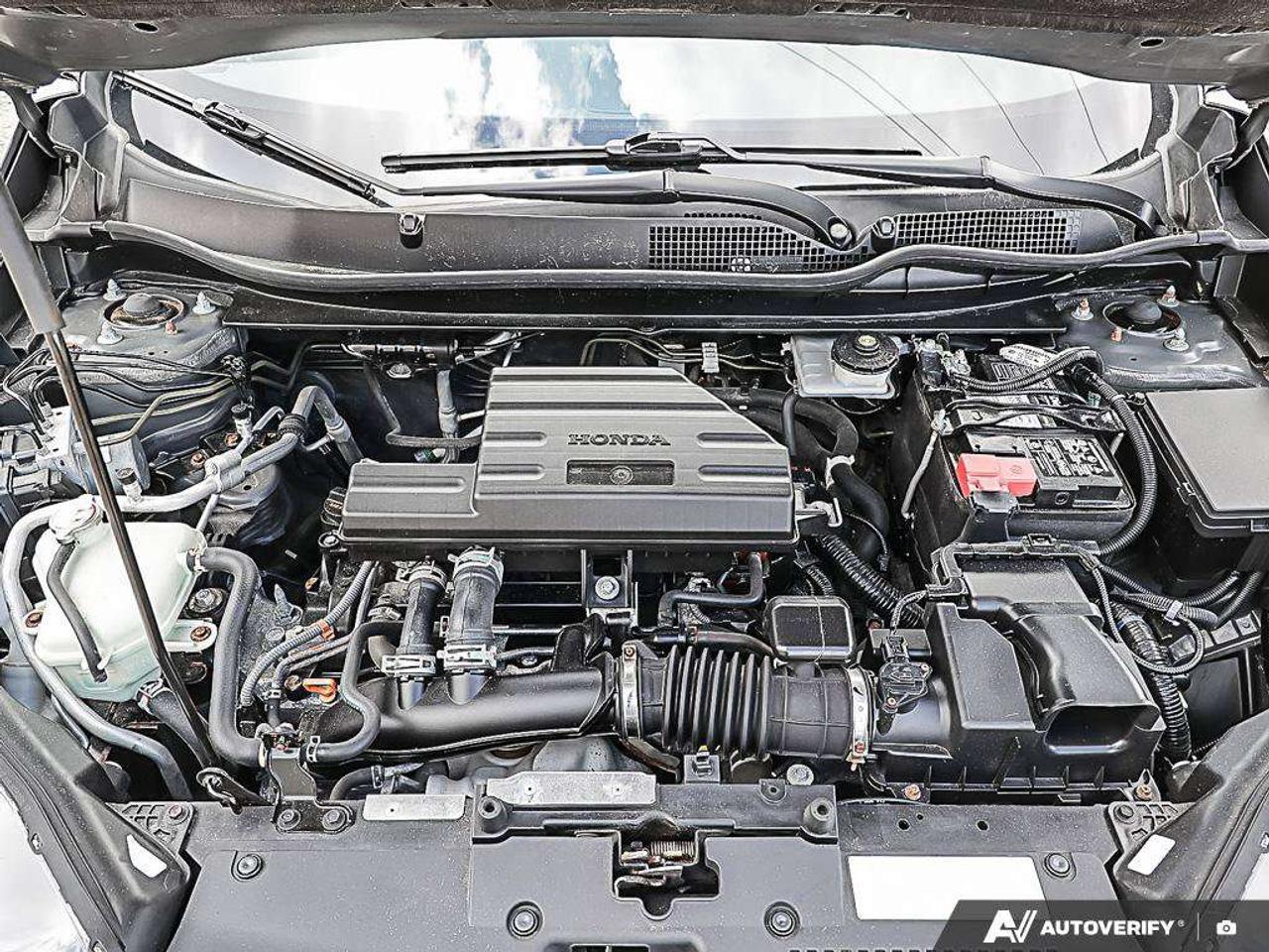 2020 Honda CR-V TouringAWD, SUNROOF, NAV, CARPLAY, POWER TAILGATE, ADAPTIVE CRUISE Photo