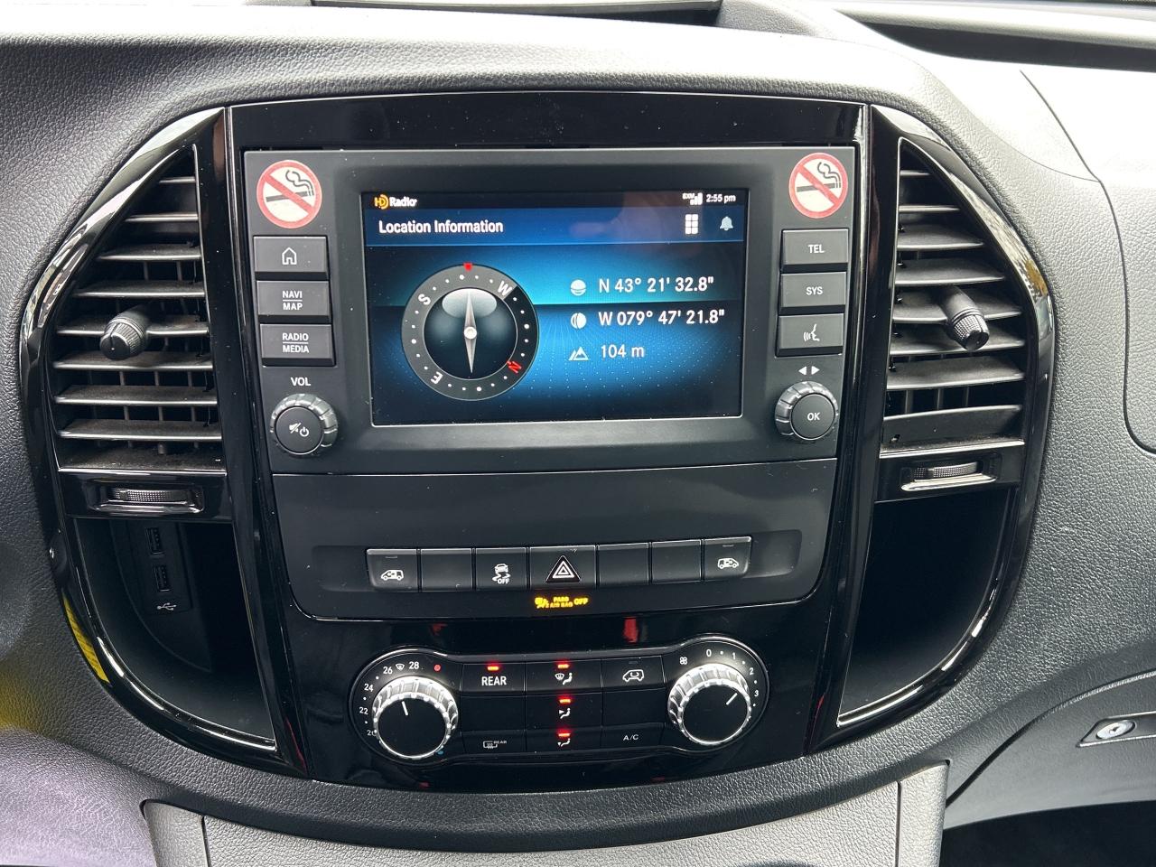 2022 Mercedes-Benz Metris Passenger Van 8 PASSENGER, BRAND NEW BRAKES,CARPLAY/ANDROID AUTO Photo