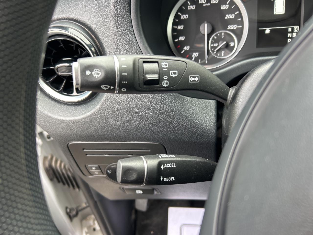 2022 Mercedes-Benz Metris Passenger Van 8 PASSENGER, BRAND NEW BRAKES,CARPLAY/ANDROID AUTO Photo