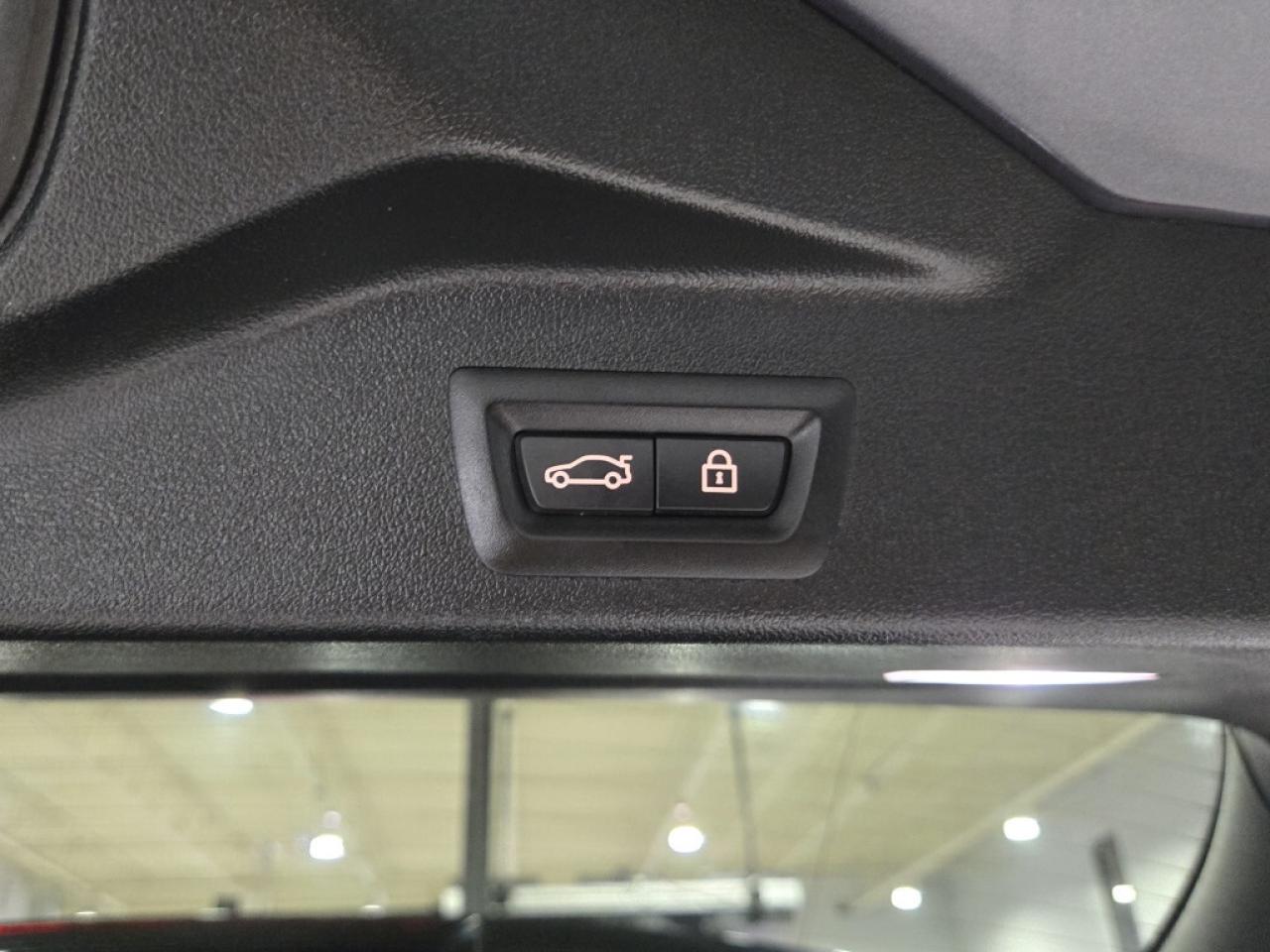 2021 BMW X5 xDrive40i Activity Vehicle Headsup Display Photo