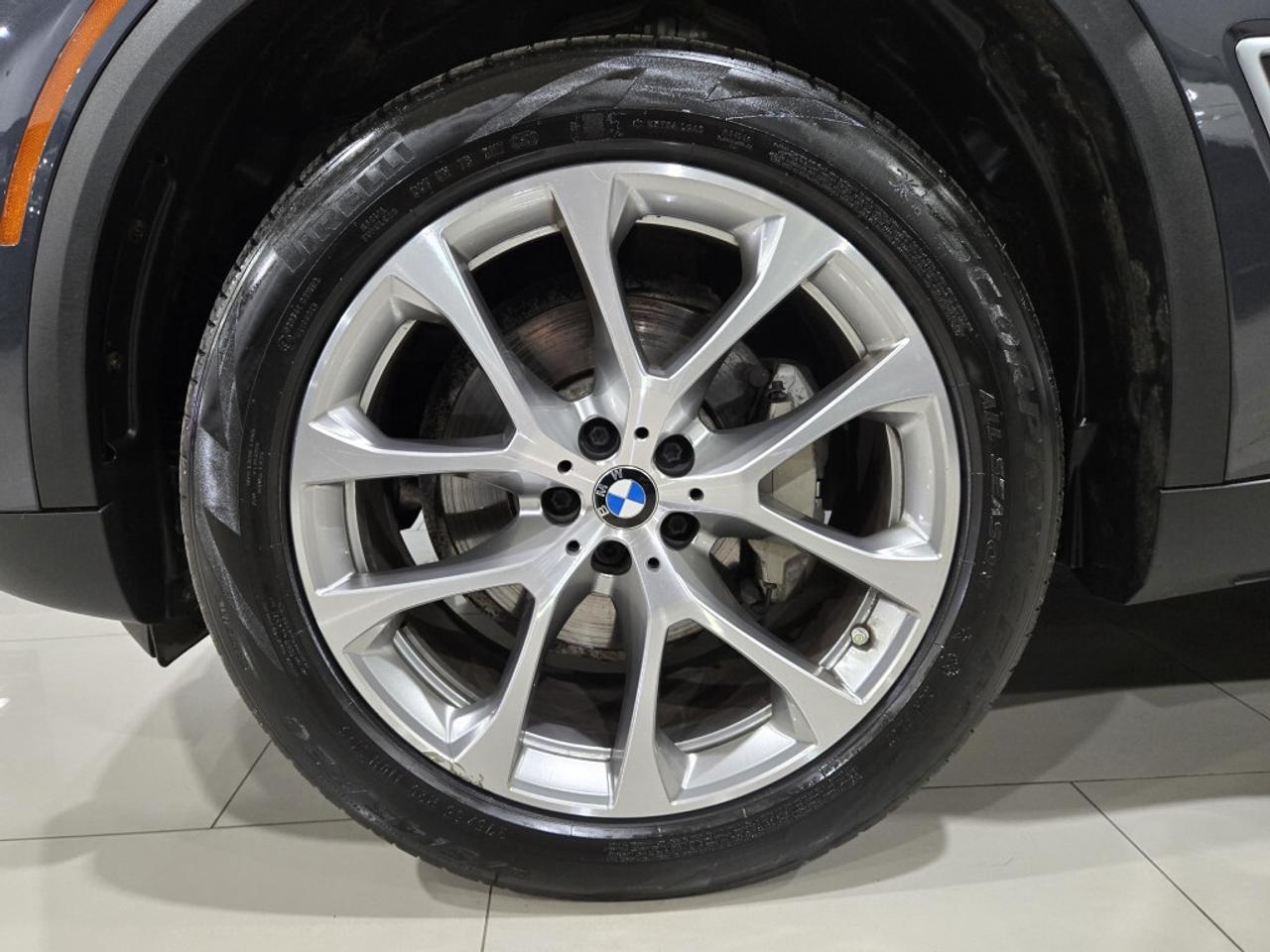 2021 BMW X5 xDrive40i Activity Vehicle Headsup Display Photo