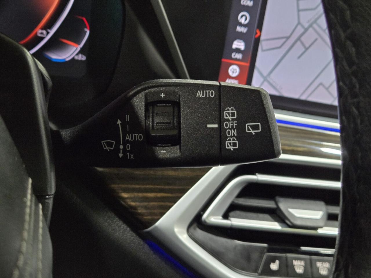 2021 BMW X5 xDrive40i Activity Vehicle Headsup Display Photo