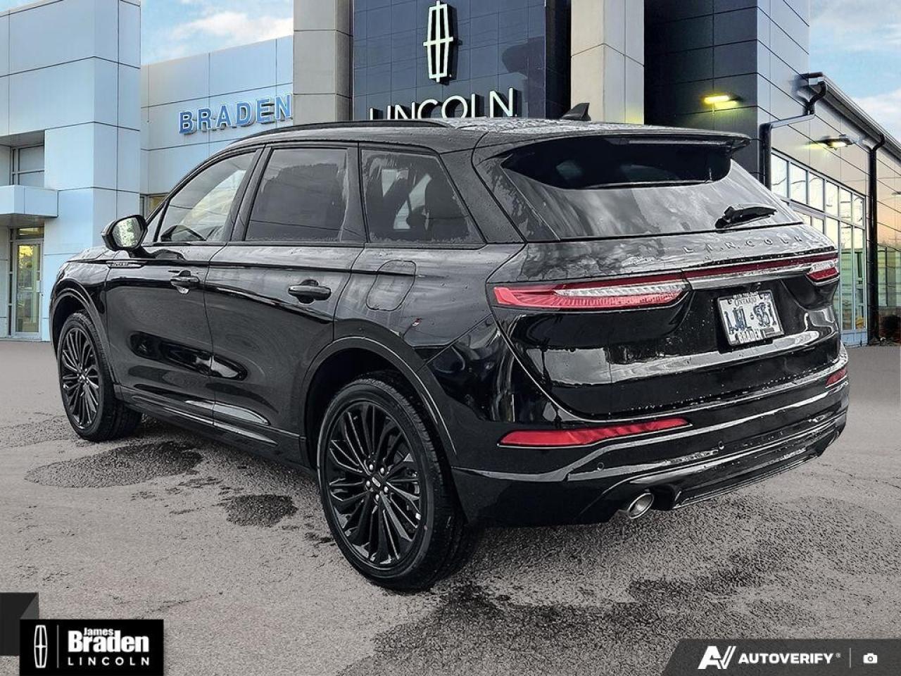 2025 Lincoln Corsair  Photo3