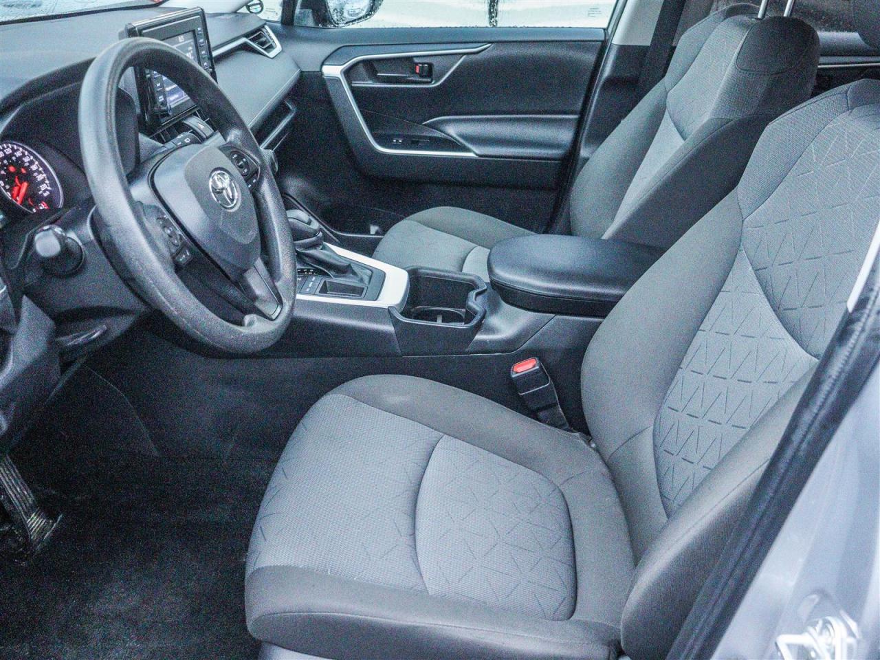 2022 Toyota RAV4 LE FWD BACKUP CAM BLUETOOTH Photo